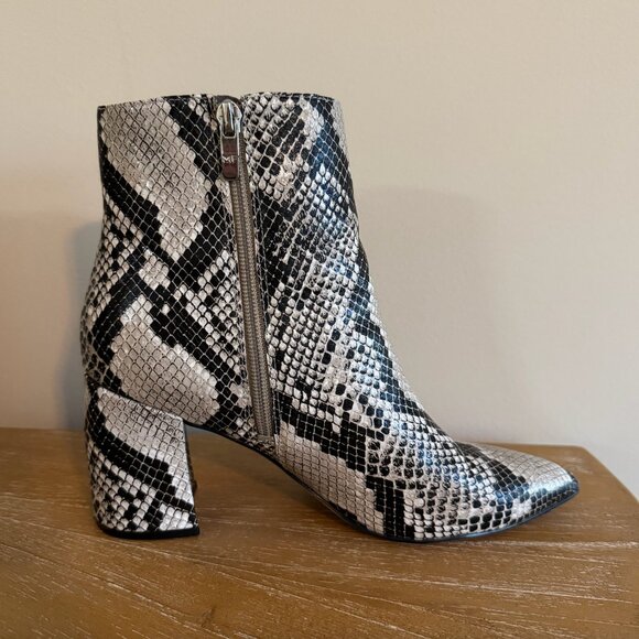 Marc Fisher Snakeskin Bootie Size 7.5 Pointed Toe Side Zip 3″ Heel Ankle Boot - Picture 5 of 10